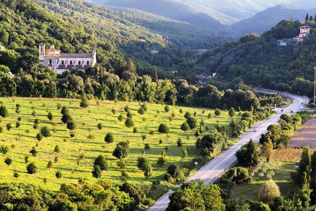 Residenze L'Uncinaia Holiday House Perugia Room photo
