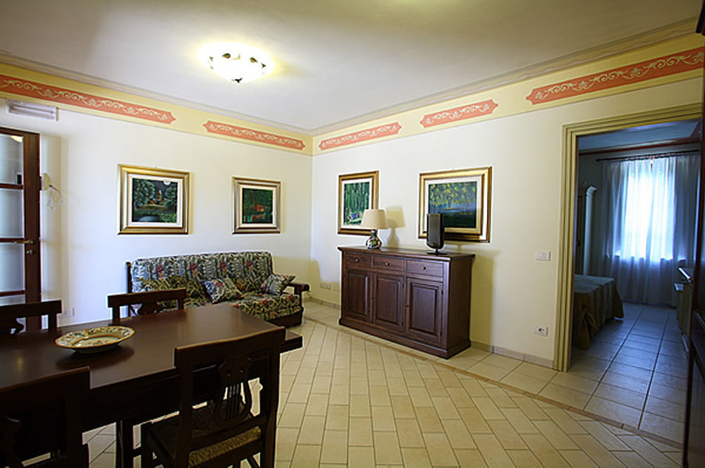 Residenze L'Uncinaia Holiday House Perugia Exterior photo