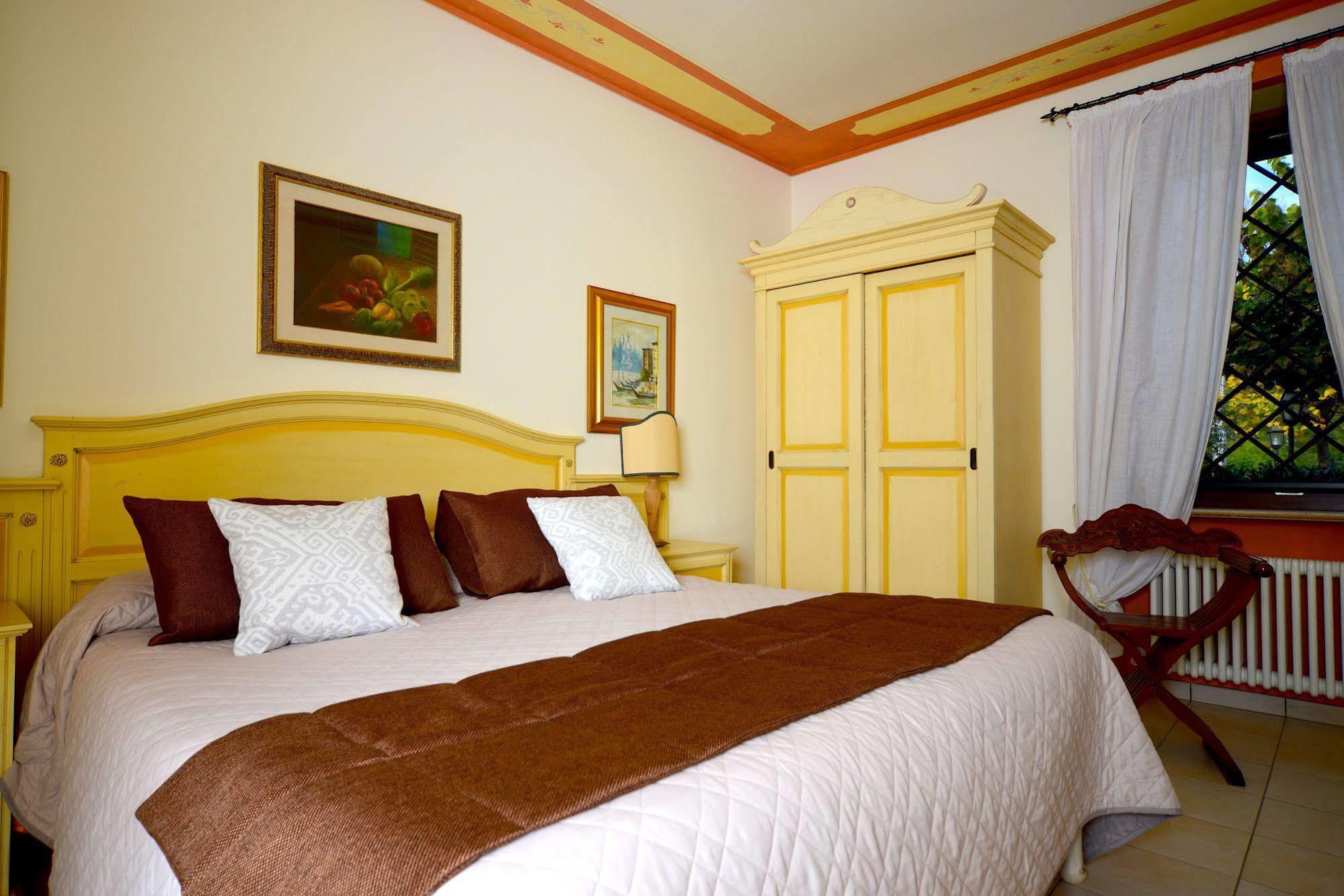 Residenze L'Uncinaia Holiday House Perugia Exterior photo